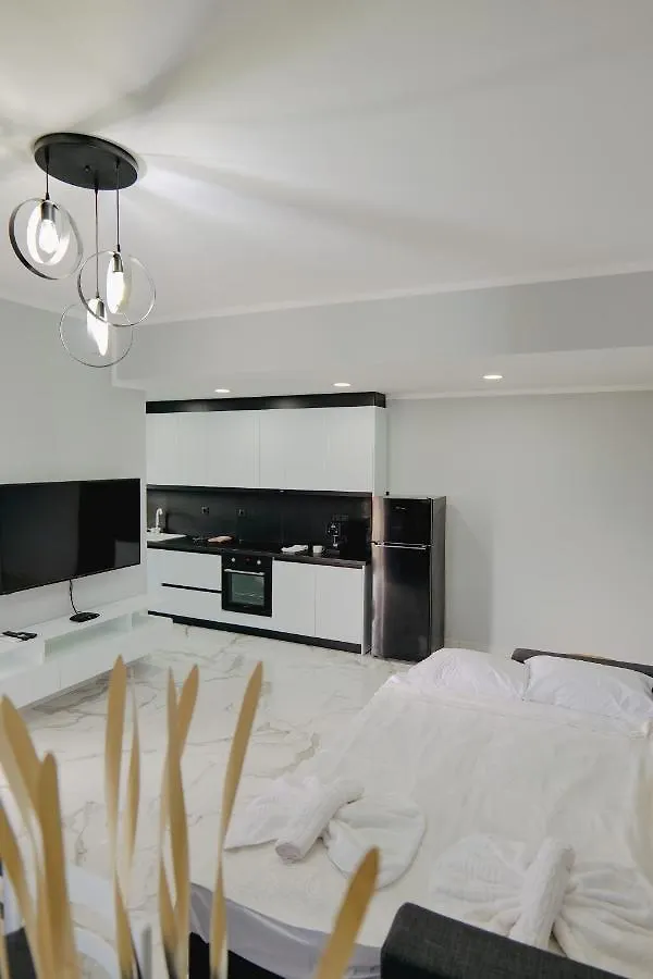 Apartament Iphigenia Luxury Flat Saranda 0*,